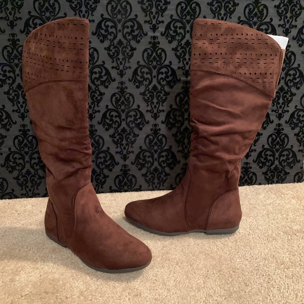 Seven Dial Boot